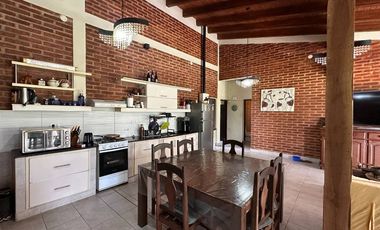 VENTA CASA  COUNTRY LAS DELICIAS 4 DORM