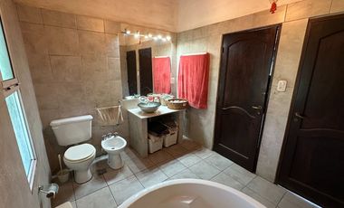VENTA CASA  COUNTRY LAS DELICIAS 4 DORM