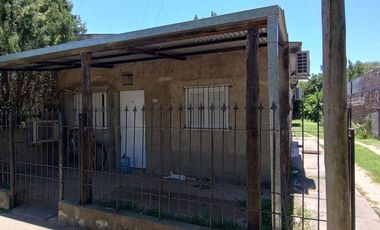 Se Vende Casa 2 dormitorios-Avellaneda