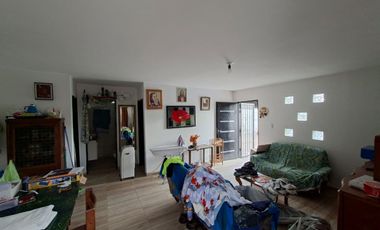CASA DE 3 HABITACIONES. BARRIO OBRERO, RAWSON