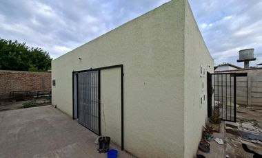 CASA DE 3 HABITACIONES. BARRIO OBRERO, RAWSON