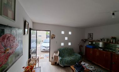 CASA DE 3 HABITACIONES. BARRIO OBRERO, RAWSON