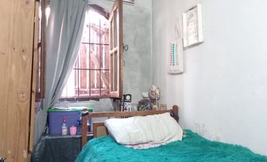 CASA VENTA BURZACO 4 AMBIENTES TERRENO AMPLIO