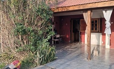 CASA VENTA BURZACO 4 AMBIENTES TERRENO AMPLIO