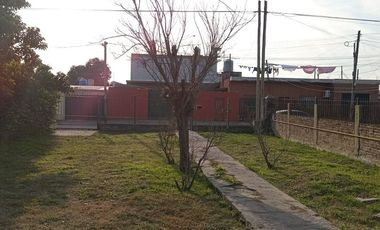 CASA VENTA BURZACO 4 AMBIENTES TERRENO AMPLIO
