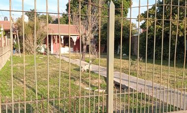 CASA VENTA BURZACO 4 AMBIENTES TERRENO AMPLIO