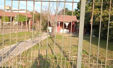 CASA VENTA BURZACO 4 AMBIENTES TERRENO AMPLIO