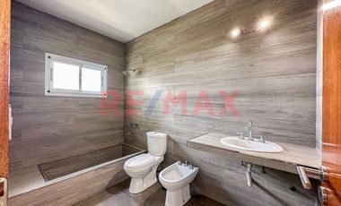 ALQUILER CASA HORIZONTES AL SUR-5 AMBIENTES