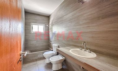 ALQUILER CASA HORIZONTES AL SUR-5 AMBIENTES