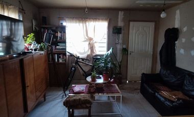 CASA 3 AMBIENTE VENTA BARRIO SANTA ANA GLEW