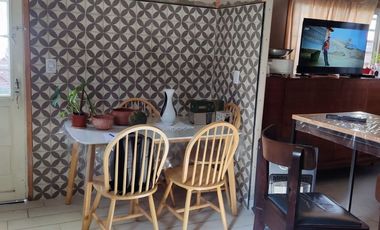 CASA 3 AMBIENTE VENTA BARRIO SANTA ANA GLEW