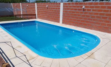 Casa en construcción en Ministro Rivadavia