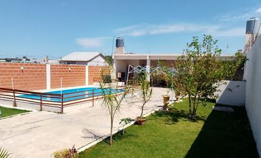 Casa en construcción en Ministro Rivadavia