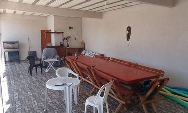 Casa en construcción en Ministro Rivadavia