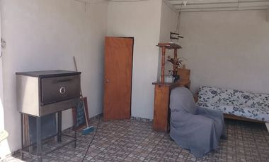 Casa en construcción en Ministro Rivadavia