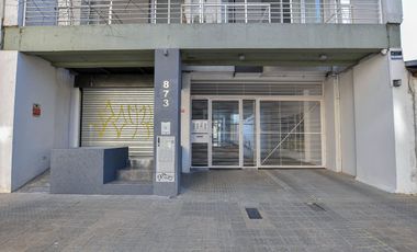 COCHERA CUBIERTA EN VENTA LA PLATA