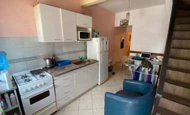 CASA 3 AMBIENTES + DEPARTAMENTO + COCHERA LANUS