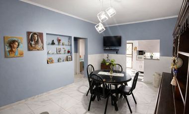 CASA 3 AMBIENTES + DEPARTAMENTO + COCHERA LANUS