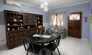 CASA 3 AMBIENTES + DEPARTAMENTO + COCHERA LANUS