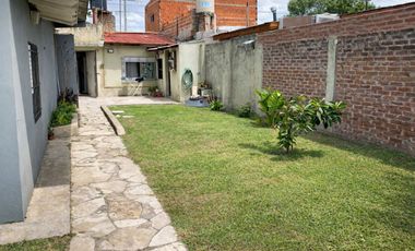 CASA 3 AMBIENTES + DEPARTAMENTO + COCHERA LANUS