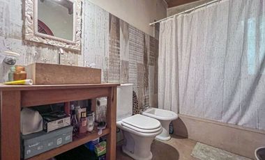 VENTA CASA 3 AMB CON PARQUE BARRIO ACANTILADOS