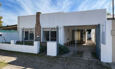 CASA 3 AMBIENTES VENTA CARMEN DE ARECO