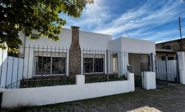 CASA 3 AMBIENTES VENTA CARMEN DE ARECO