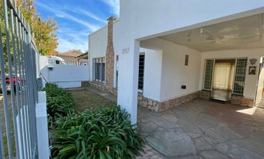 CASA 3 AMBIENTES VENTA CARMEN DE ARECO