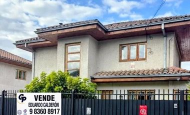 Casa en Venta en Chacabuco a pasos de Colegio Marista