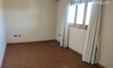 Casa en Venta en Chacabuco a pasos de Colegio Marista