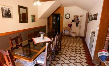 CASA 7 AMB EN VENTA MONTE GRANDE IDEAL DOS FAMILIA