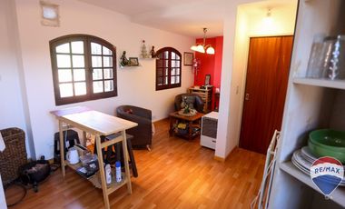 CASA 7 AMB EN VENTA MONTE GRANDE IDEAL DOS FAMILIA