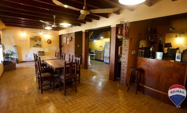 CASA 7 AMB EN VENTA MONTE GRANDE IDEAL DOS FAMILIA