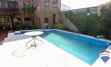 CASA 7 AMB EN VENTA MONTE GRANDE IDEAL DOS FAMILIA
