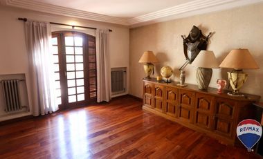 CASA 7 AMB EN VENTA MONTE GRANDE IDEAL DOS FAMILIA