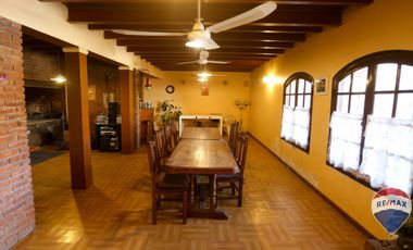 CASA 7 AMB EN VENTA MONTE GRANDE IDEAL DOS FAMILIA