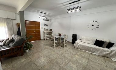 CASA 6 AMB. C/QUINCHO, PARRILLA, PILETA - B. VISTA
