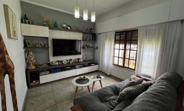 CASA 6 AMB. C/QUINCHO, PARRILLA, PILETA - B. VISTA