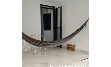 Casa 3 pisos Esquinera + apartamento independiente