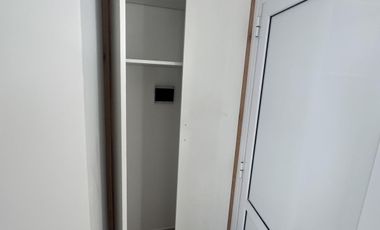 Departamento en primer piso con dos dormitorios, baño, cocina comedor. A estrenar.-