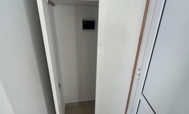 Departamento en primer piso con dos dormitorios, baño, cocina comedor. A estrenar.-