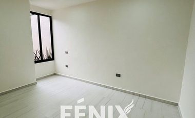 Casa en venta en Fracc. Paseo Real – Amplio Jardín con asador, acabados premium