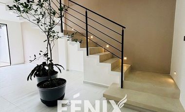 Casa en venta en Fracc. Paseo Real – Amplio Jardín con asador, acabados premium