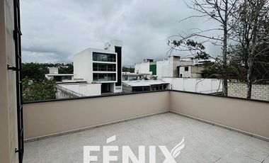 Casa en venta en Fracc. Paseo Real – Amplio Jardín con asador, acabados premium
