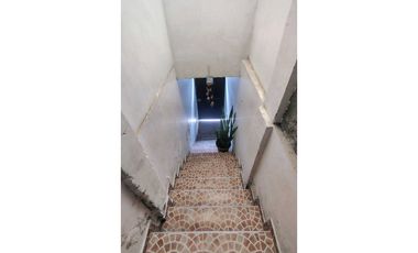 Vendo Casa 2 pisos apartamento + dos locales