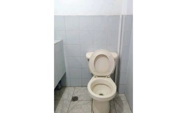 Vendo Casa 2 pisos apartamento + dos locales