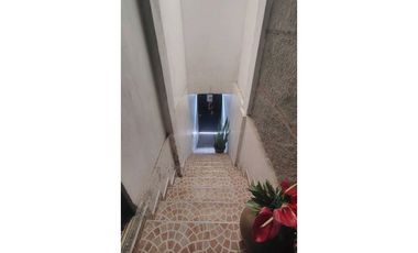 Vendo Casa 2 pisos apartamento + dos locales