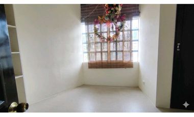 Vendo Casa 2 pisos apartamento + dos locales