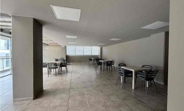SE ARRIENDA APARTAMENTO EN LA AVENIDA CENTENARIO