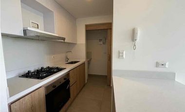 SE ARRIENDA APARTAMENTO EN LA AVENIDA CENTENARIO